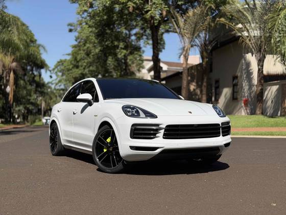 PORSCHE CAYENNE 3.0 V6 E-HYBRID COUPÉ AWD TIPTRONIC S
